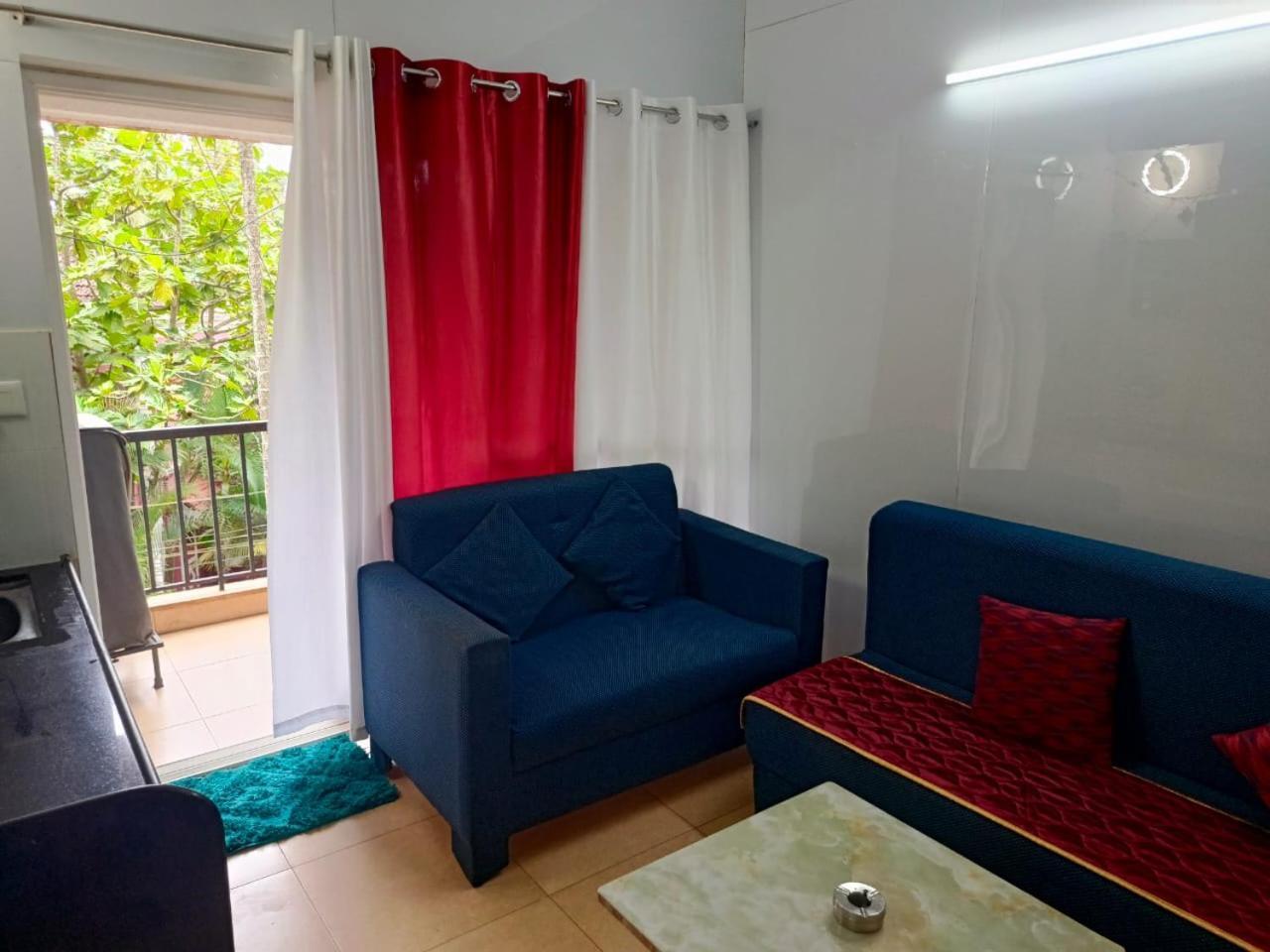 Appartamento Beautiful 1 BHK With Pool Wi-Fi Cooking Gas Gym Caretakers Goa Velha Esterno foto