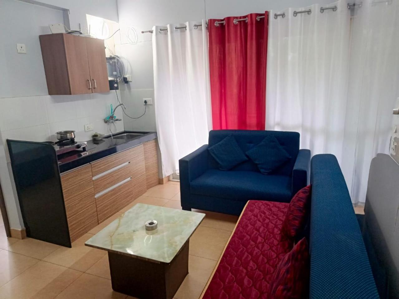 Appartamento Beautiful 1 BHK With Pool Wi-Fi Cooking Gas Gym Caretakers Goa Velha Esterno foto