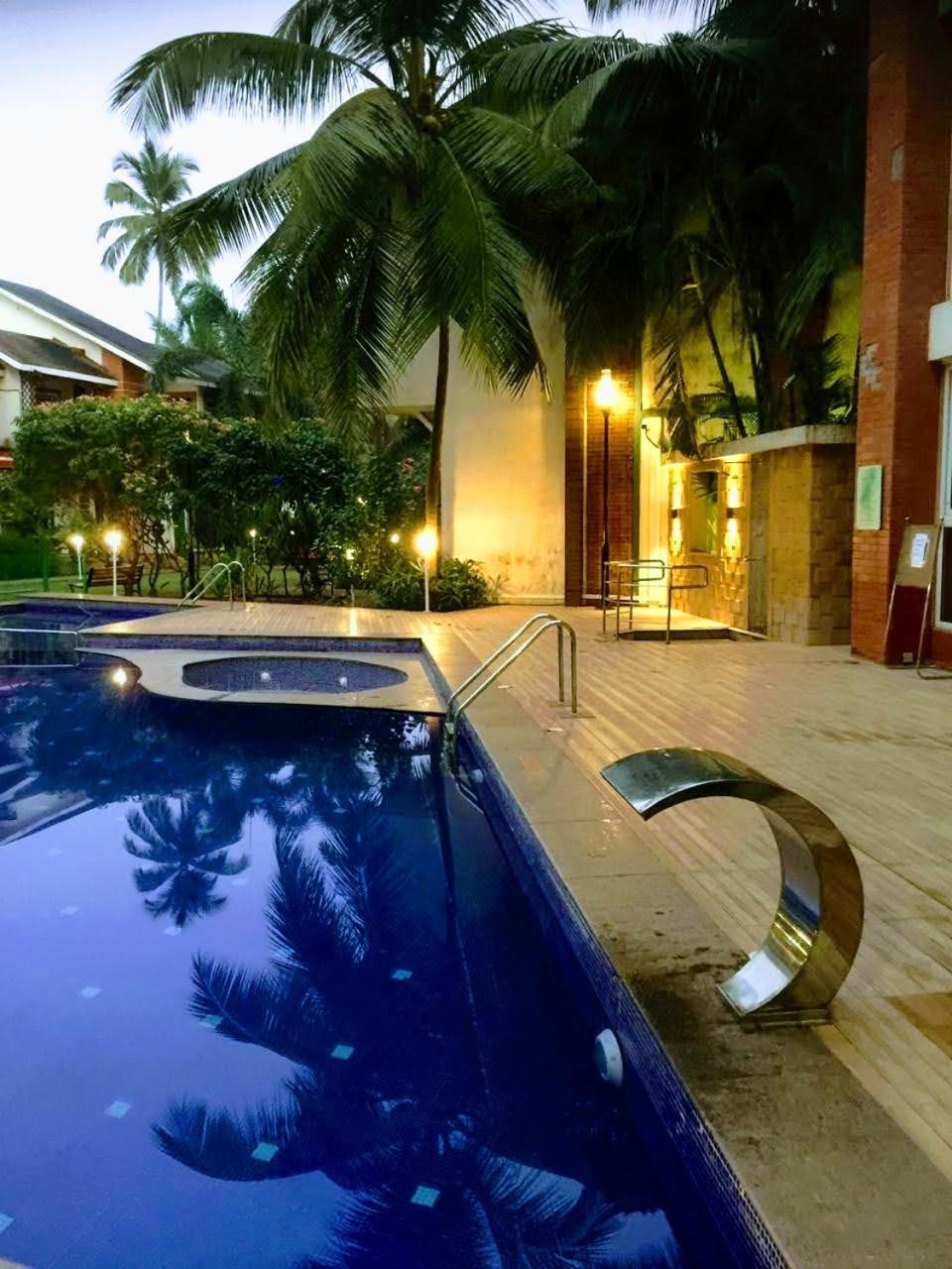 Appartamento Beautiful 1 BHK With Pool Wi-Fi Cooking Gas Gym Caretakers Goa Velha Esterno foto